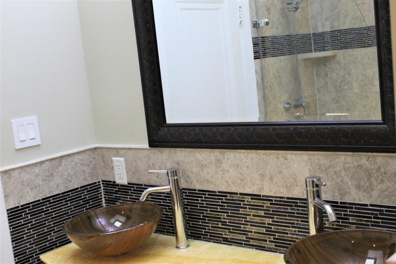 Master Bedroom-Private Bath, Washington Dc Екстер'єр фото